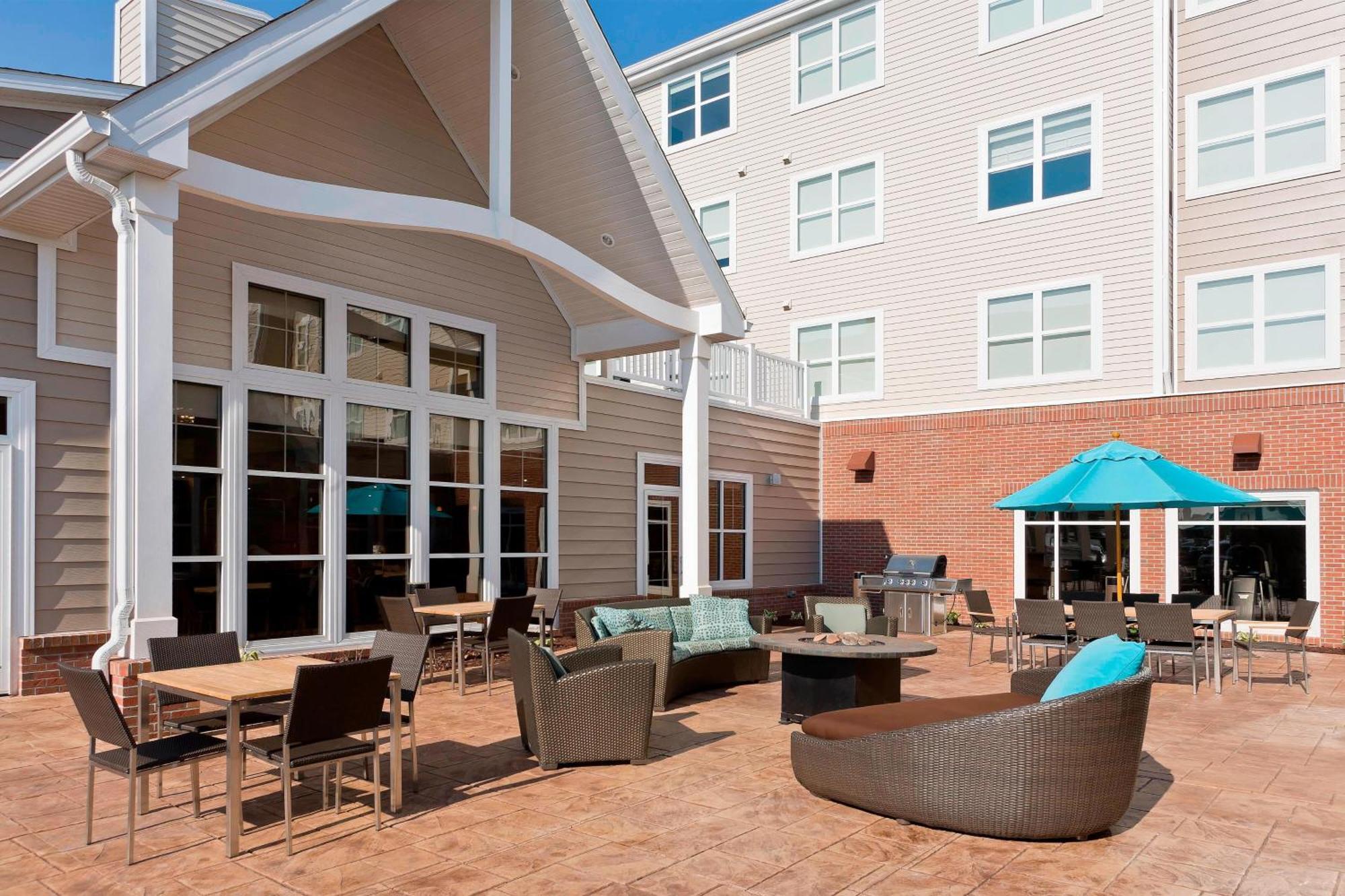 Residence Inn Bismarck North Exterior foto